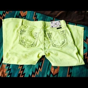 NWT MISS ME CAPRI SIZE 28